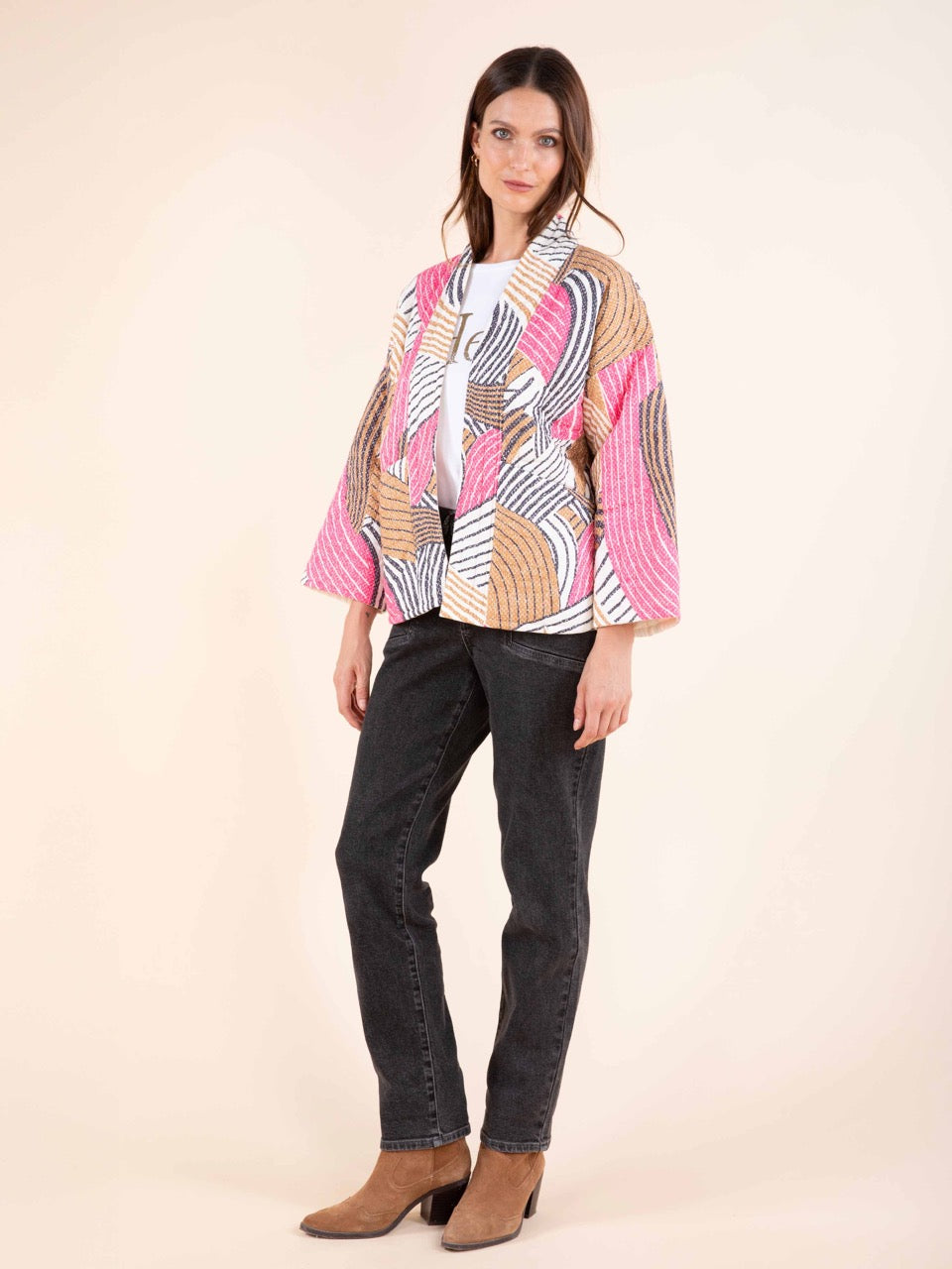 Gesteppte Kimonojacke mit Print