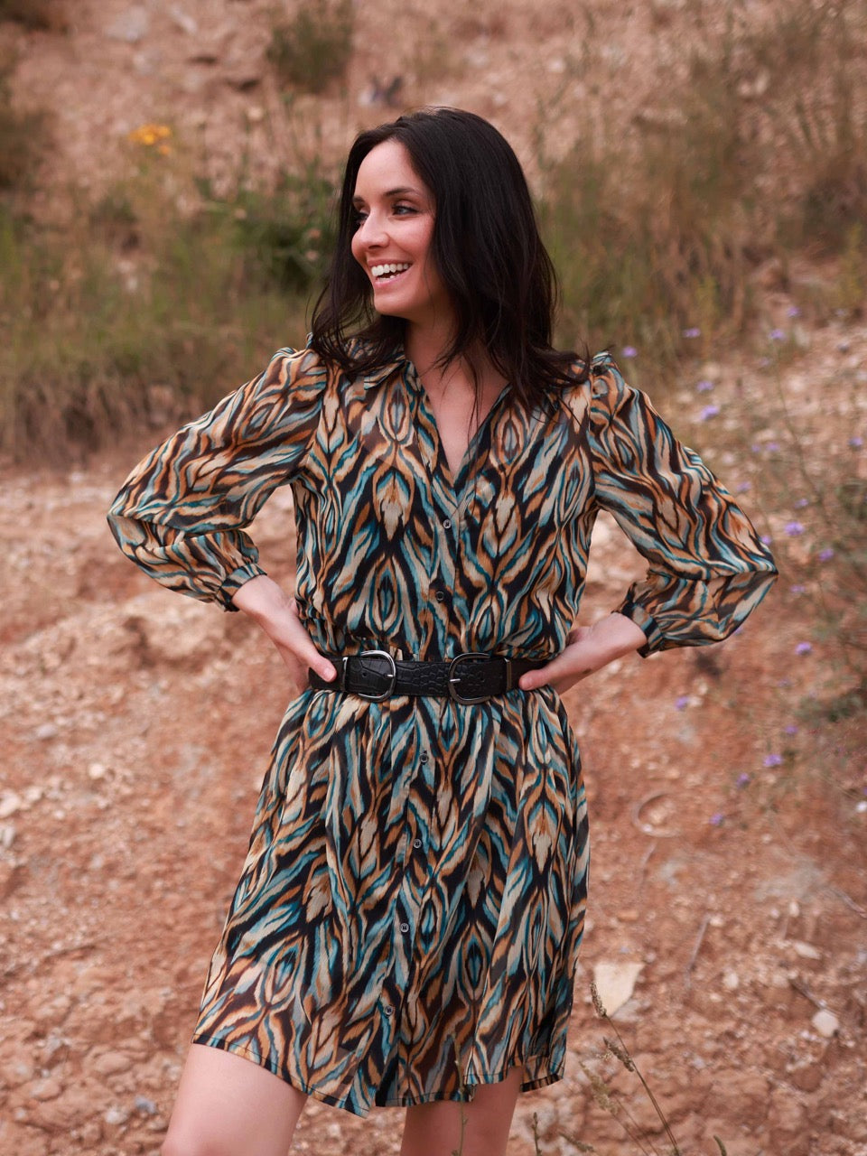 Bedrucktes Kleid mit Hemdkragen