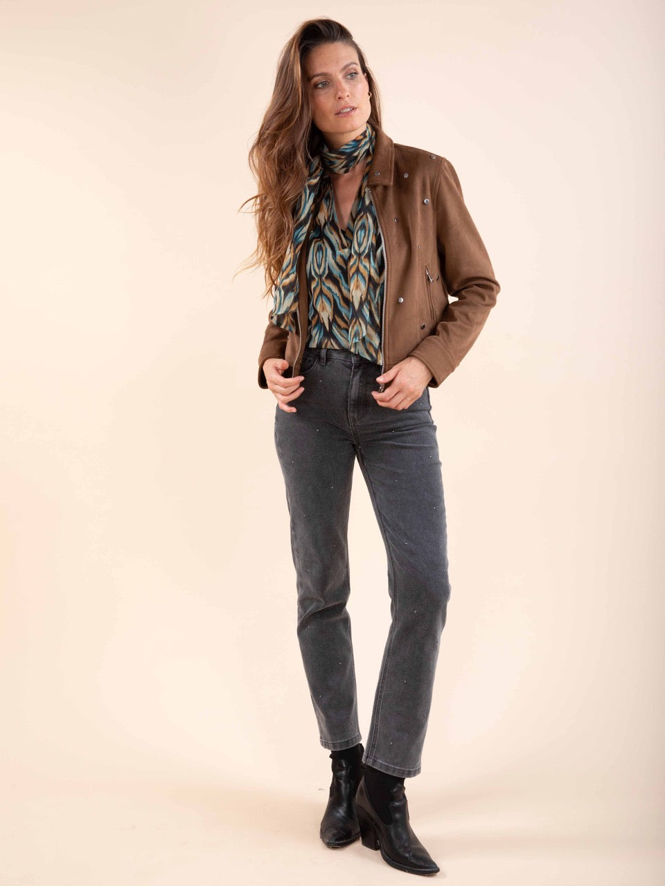 Fließende Bluse mit Pfauenprint