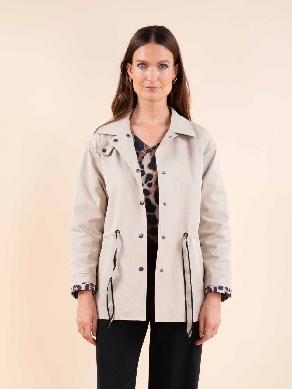 Kurzer Trenchcoat