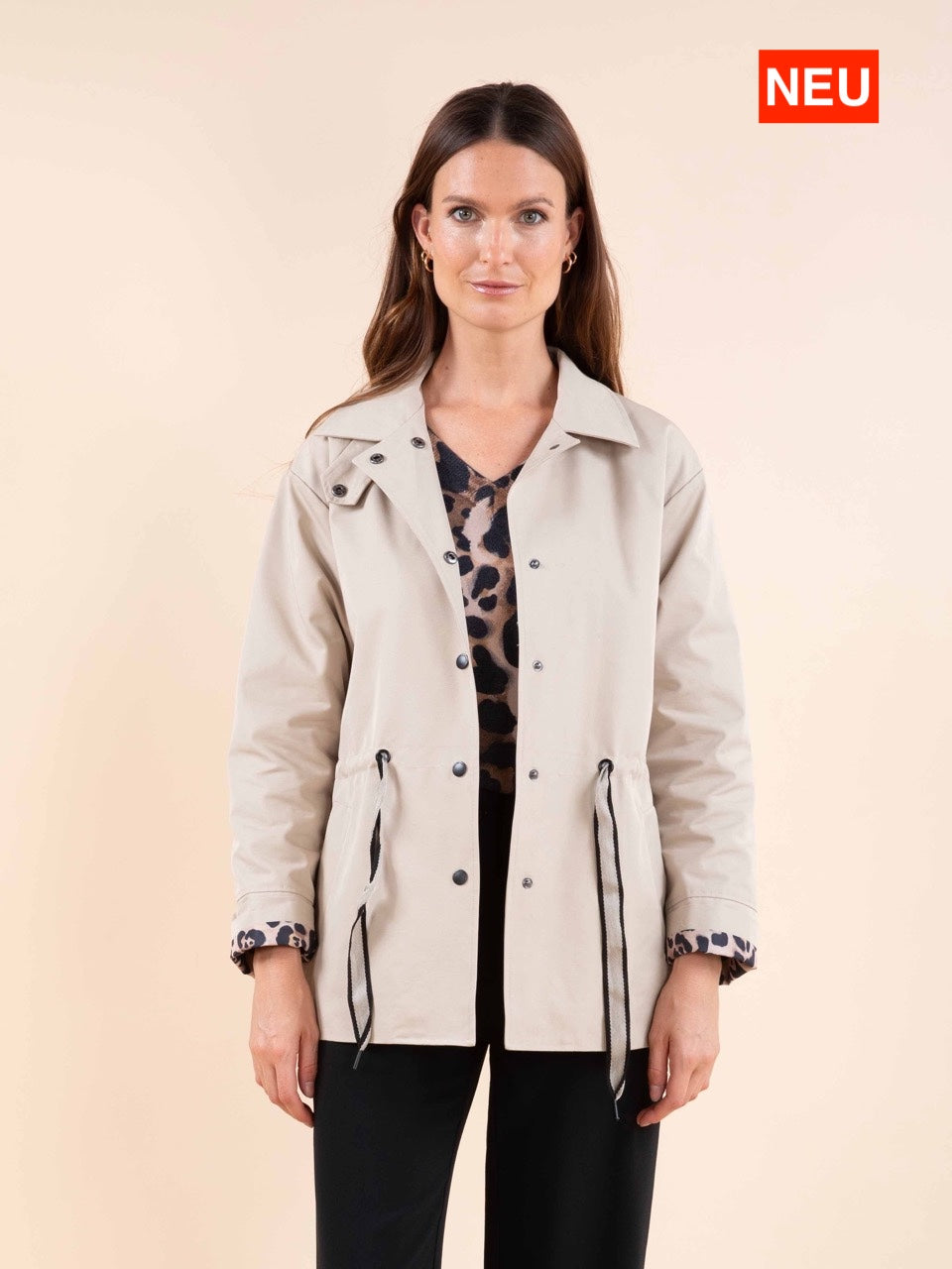 Kurzer Trenchcoat