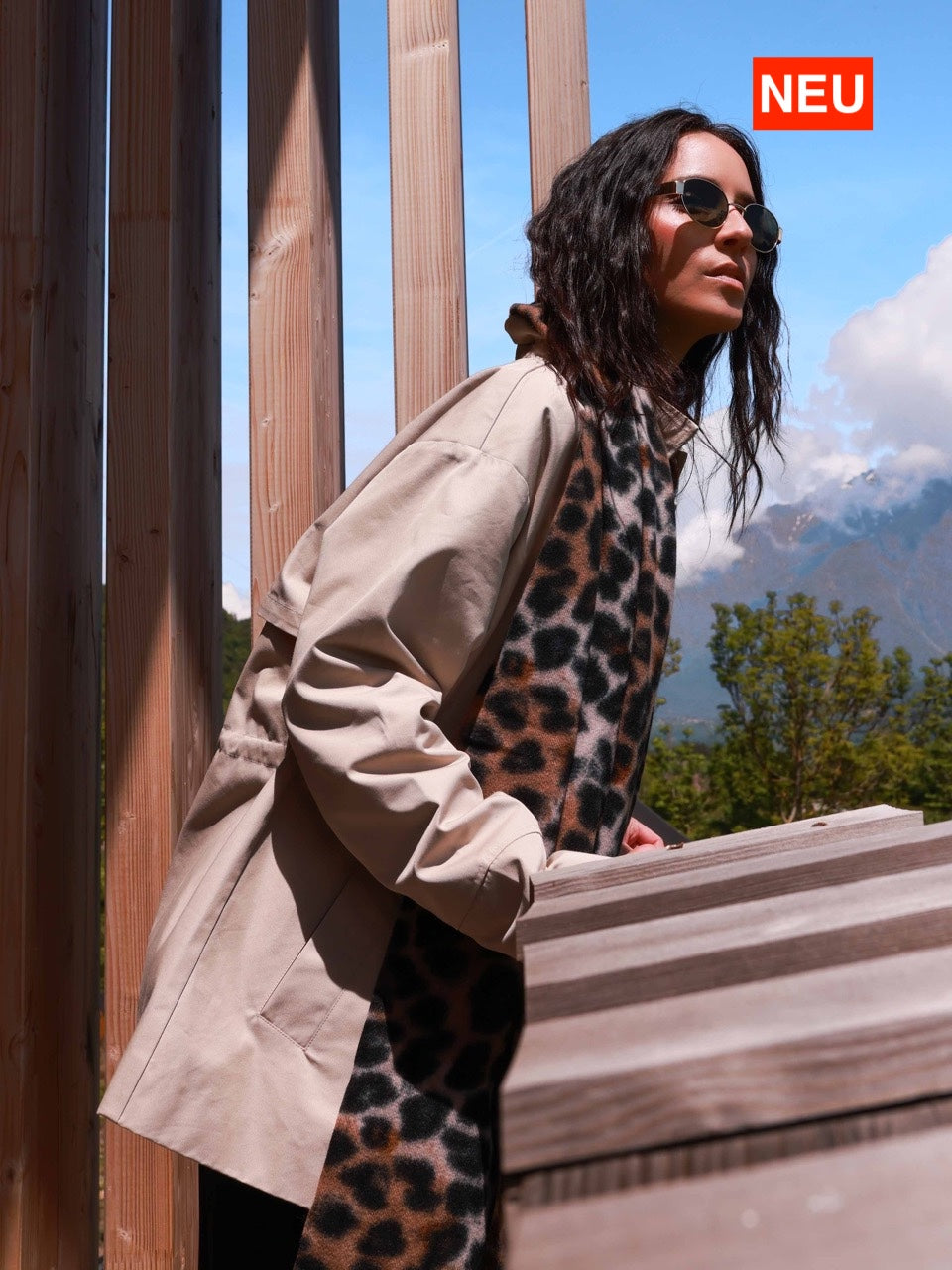 Kurzer Trenchcoat