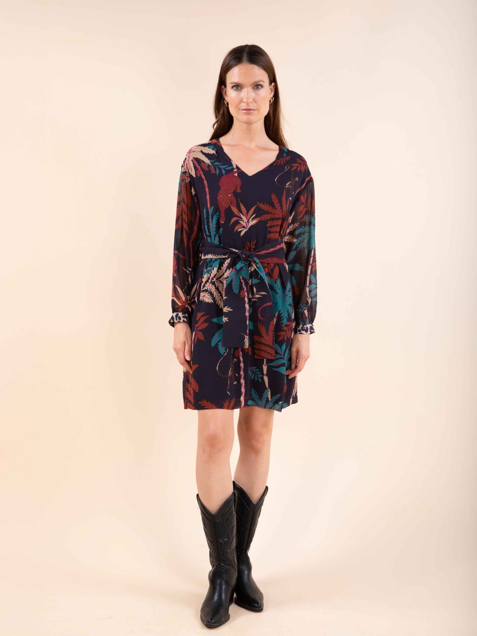 Bedrucktes Kleid mit Gürtel