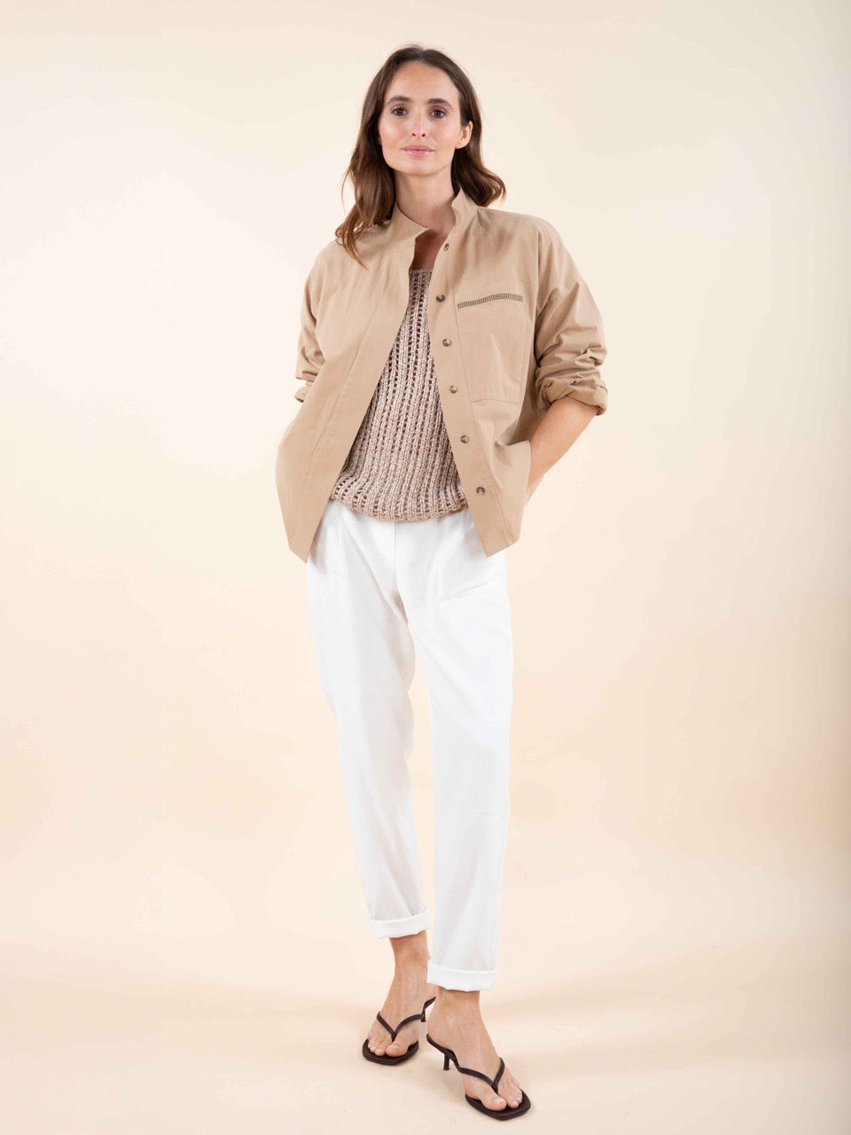 Häkelpullover mit kurzen Ärmeln