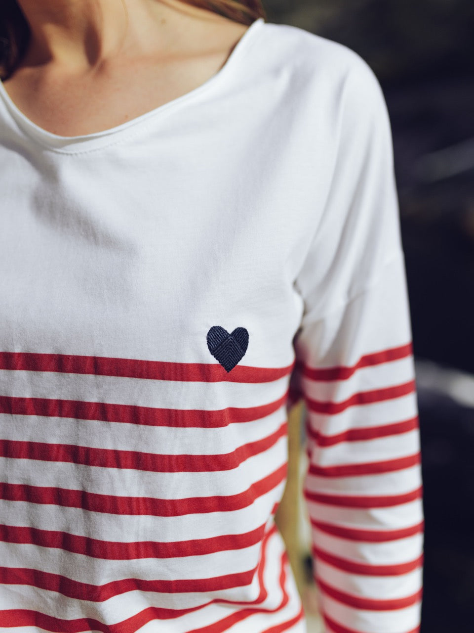 Gestreiftes T-Shirt in Rubin