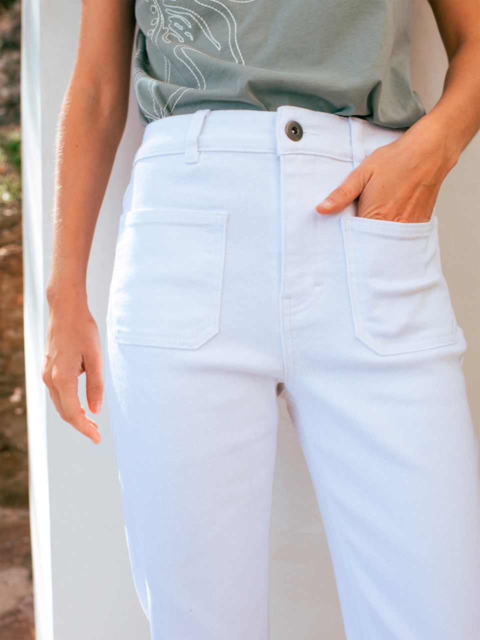 Hose ROMY mit aufgesetzten Taschen