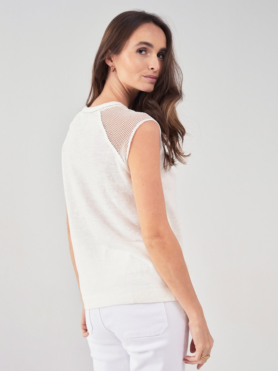 T-Shirt mit Makramee-Schulterpartie