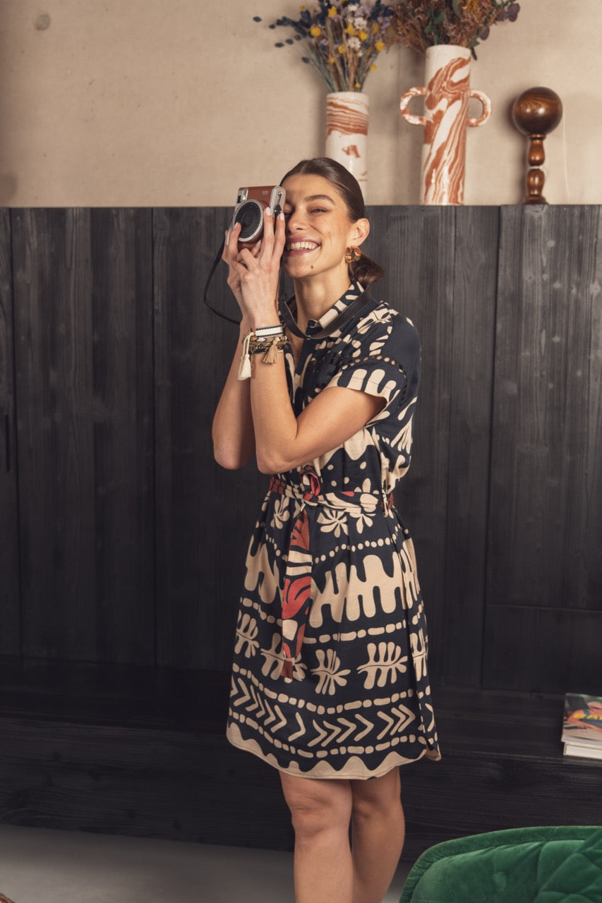 Kleid mit Lebensbaum-Druck
