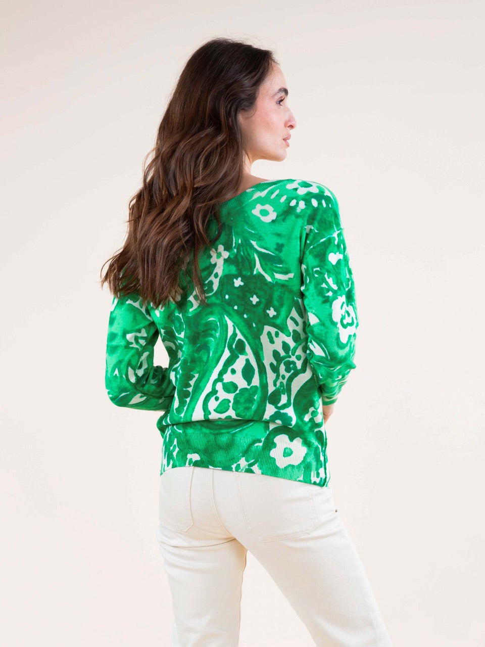 Pullover mit Bandana-Print in Grün