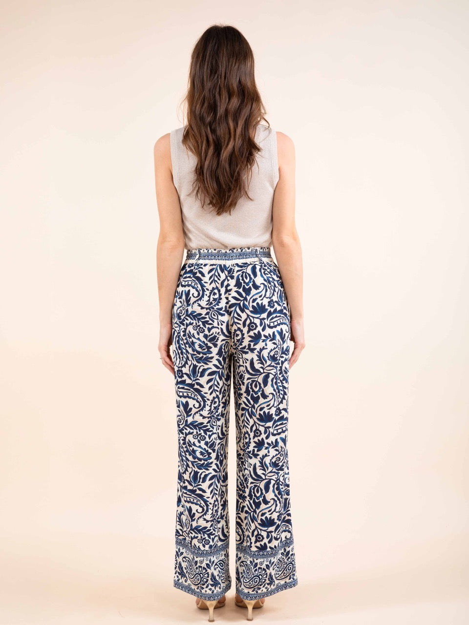 Fließende Hose mit Blumenprint