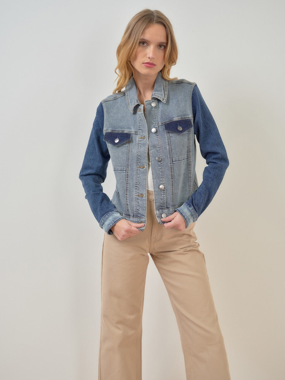 Jeansjacke Detail bedruckt