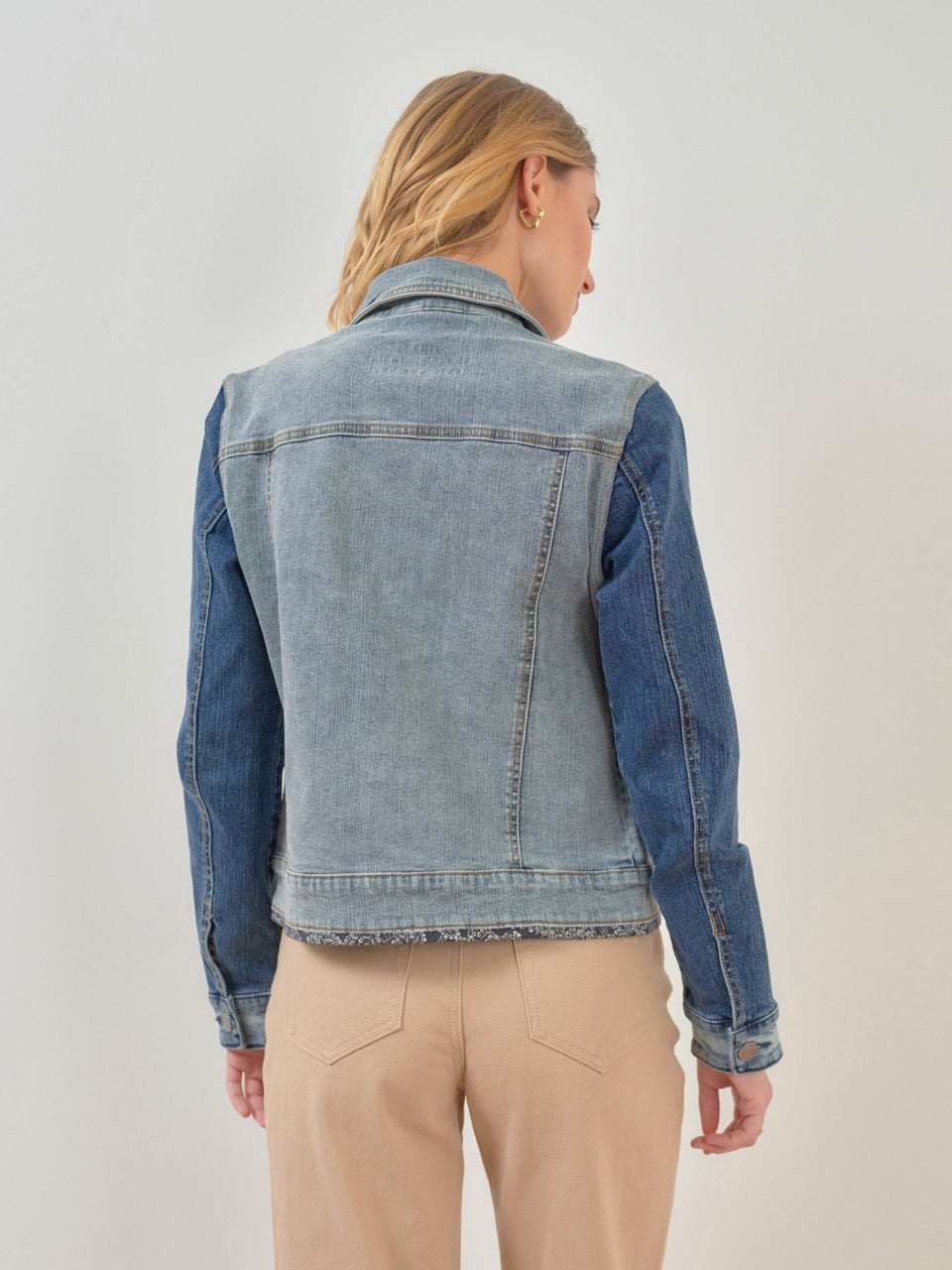 Jeansjacke Detail bedruckt