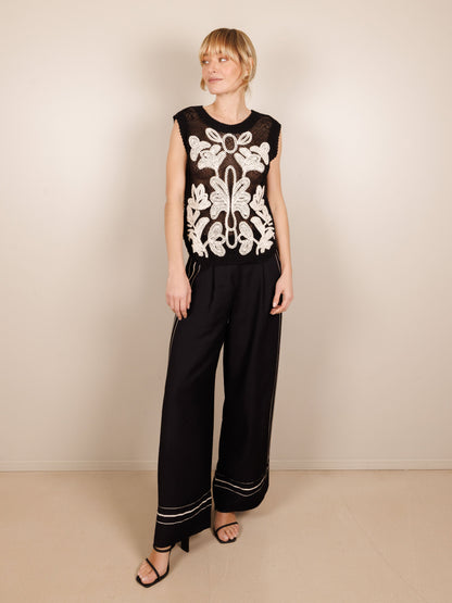 Zweifarbiges Makramee-Top