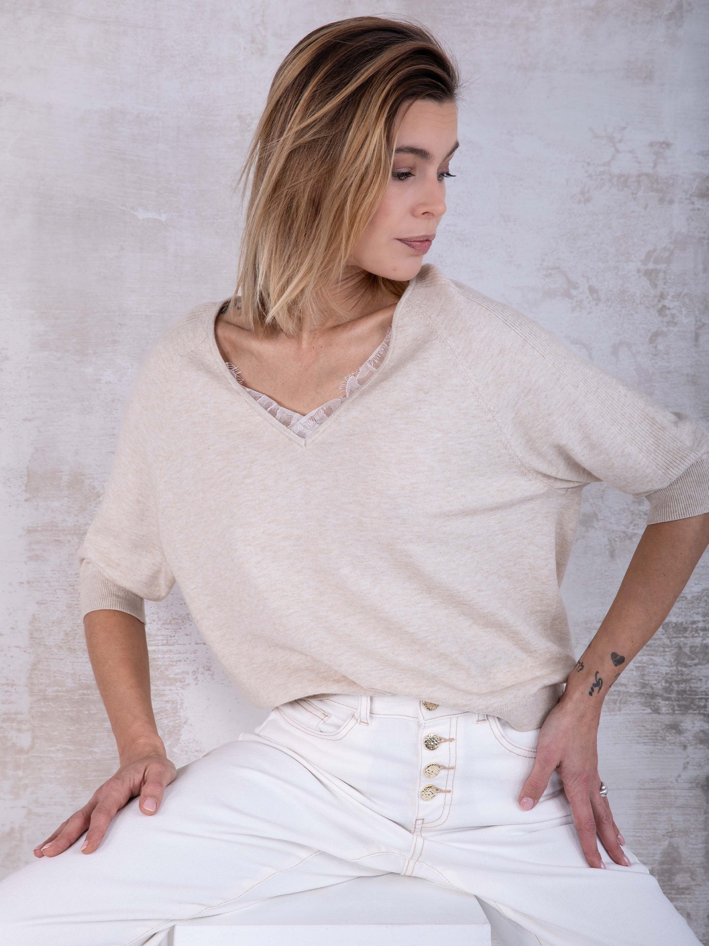 Pullover mit Spitzendetail