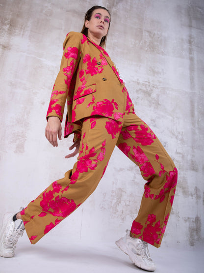 Gerade bedruckte Hose