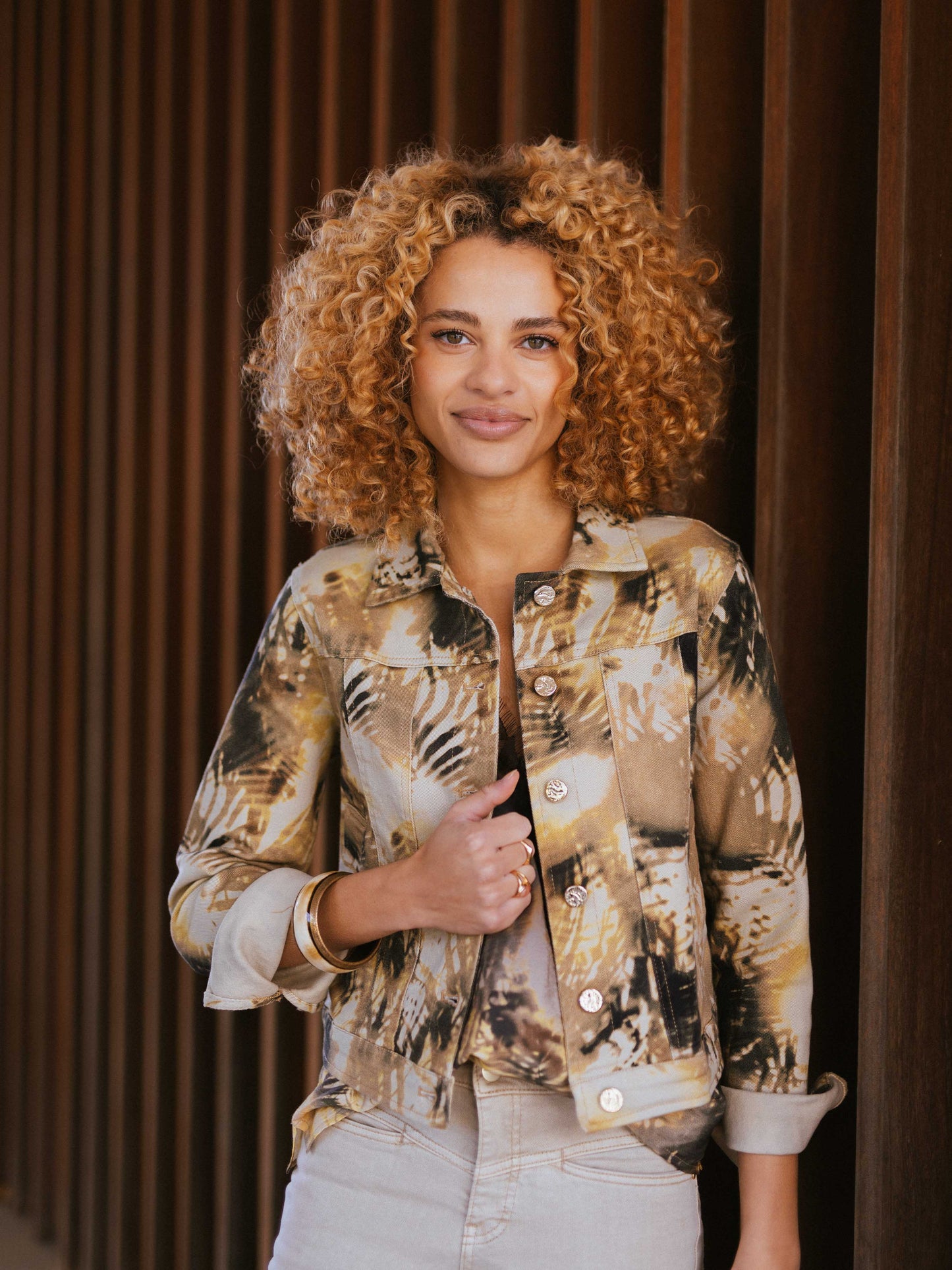 Kurze Jacke mit Print