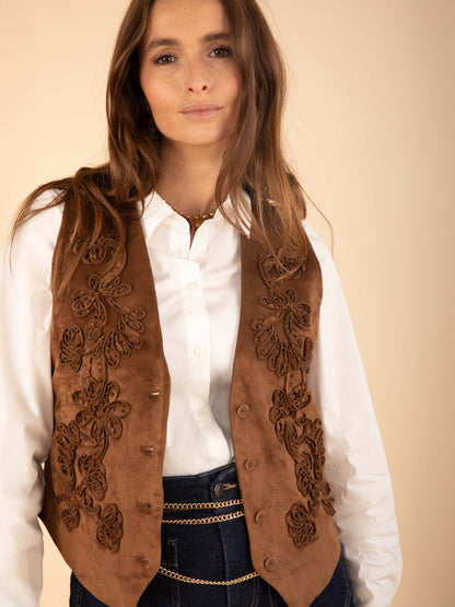 Bestickte Weste aus Wildlederimitat