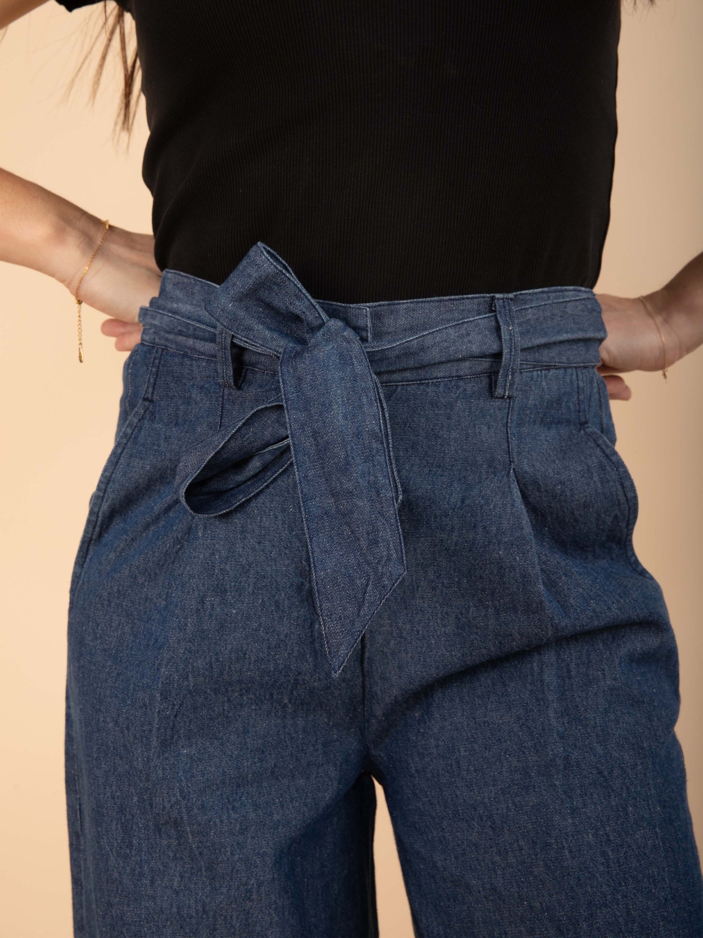 Weite, fließende Jeans