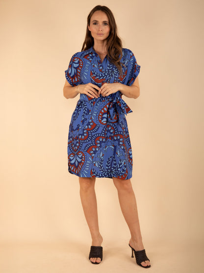 Bedrucktes Kleid mit Hemdkragen