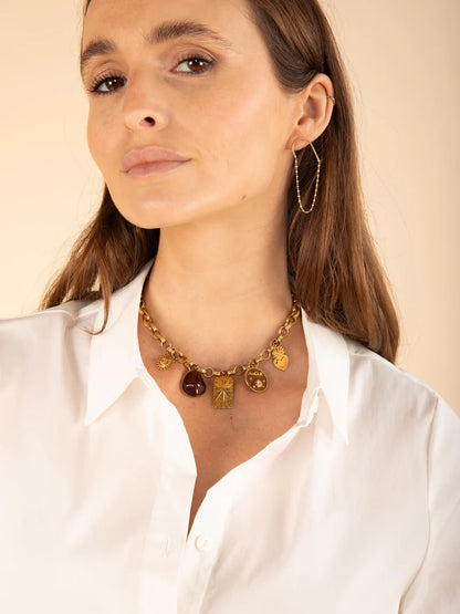 Halskette mit Anhängern