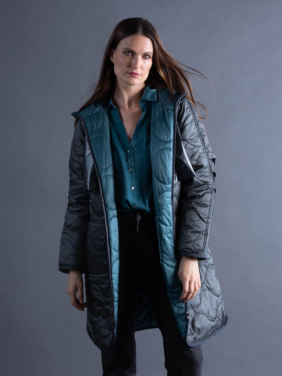 Lange Wende-Daunenjacke