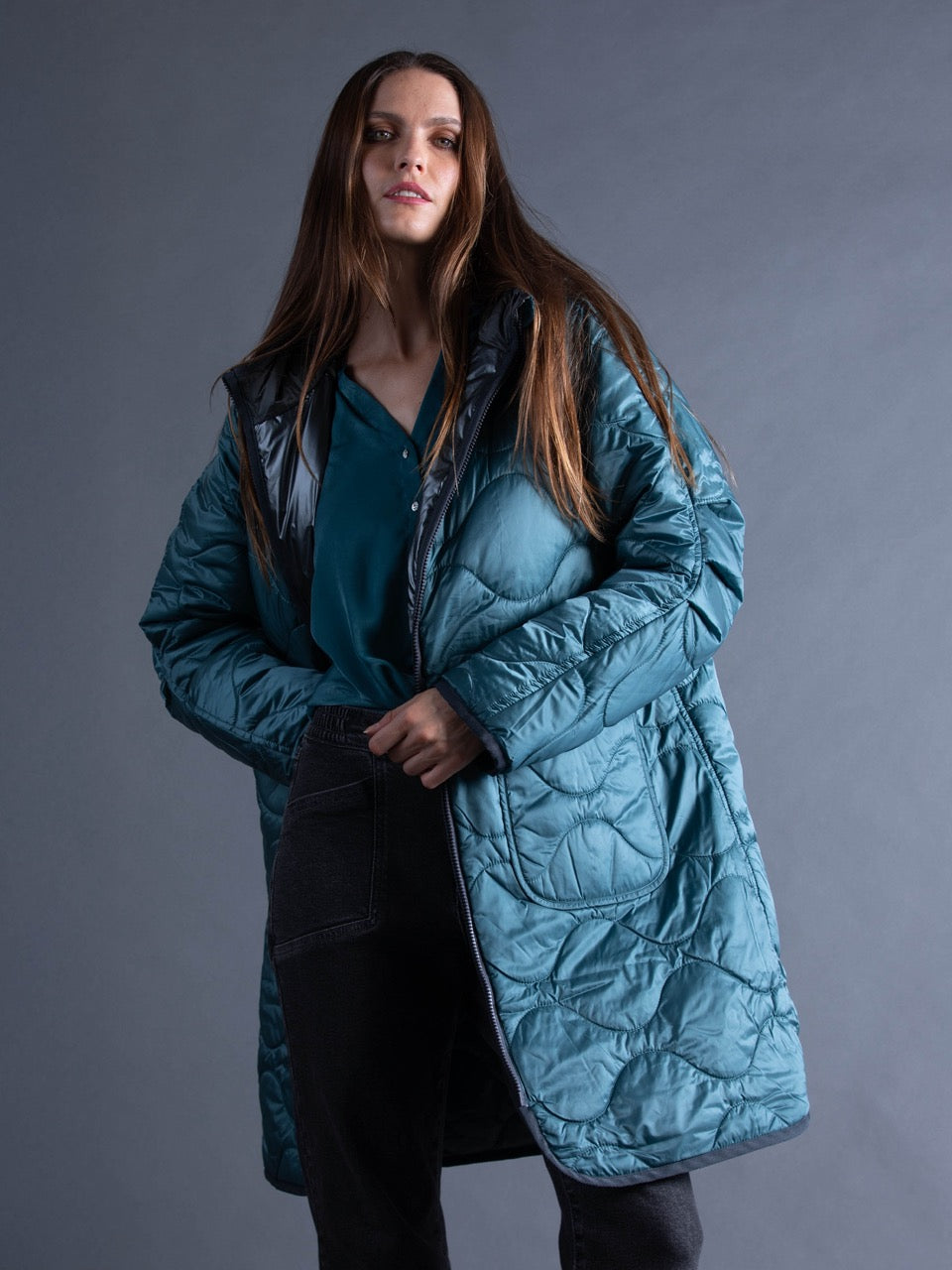 Lange Wende-Daunenjacke