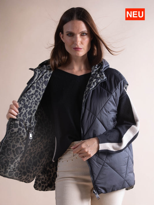 Ärmellose Daunenjacke mit Print
