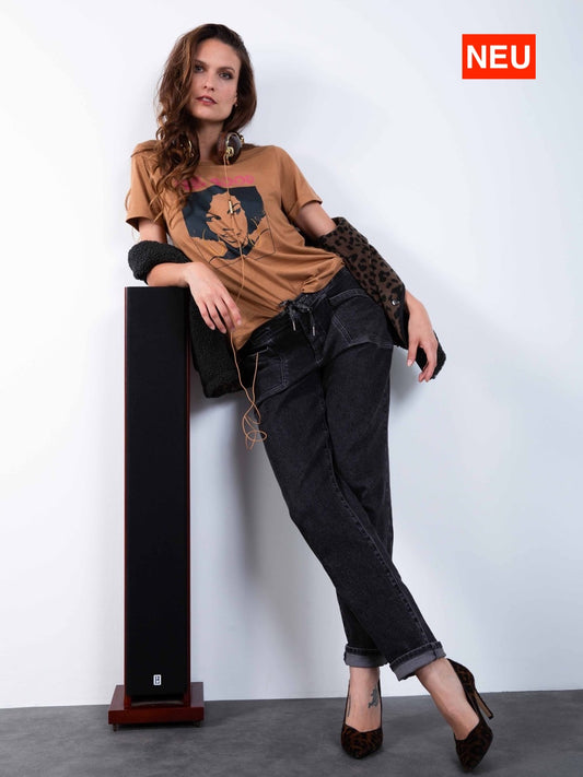 Jeans mit elastischem Bund