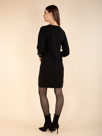 Spitzenpulloverkleid