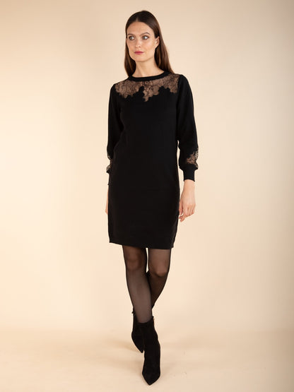 Spitzenpulloverkleid