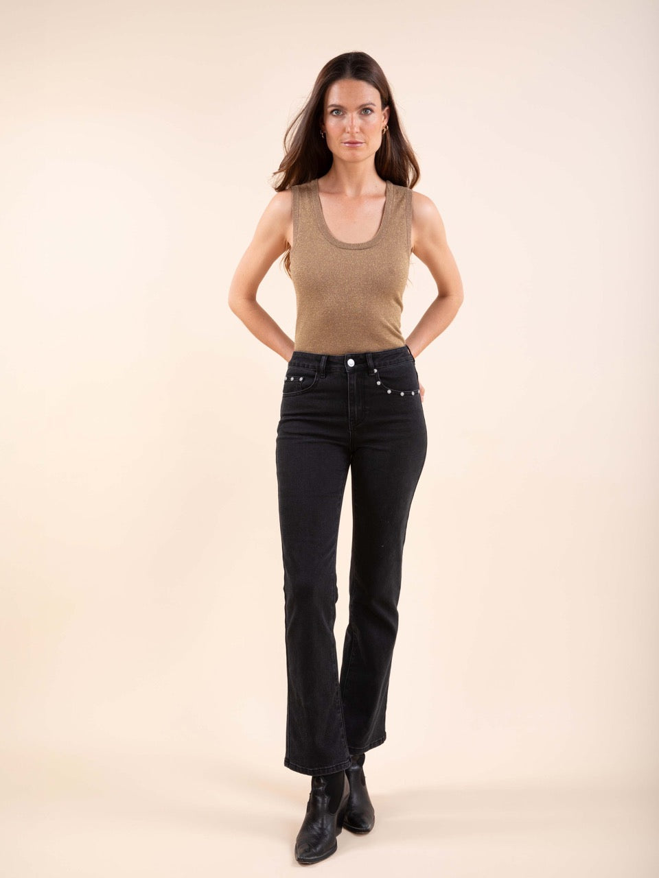Schlagjeans mit Nieten - JANE