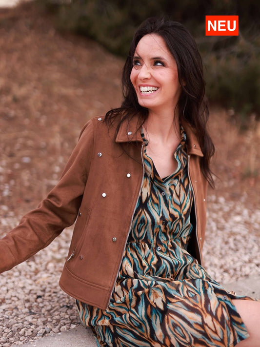 Jacke aus Wildlederimitat mit Nieten