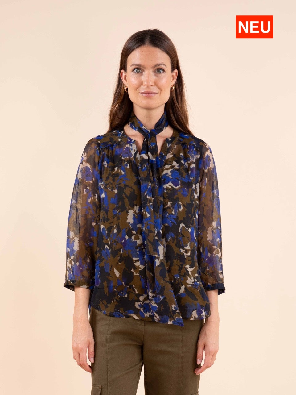 Fließende Bluse mit Blumenprint