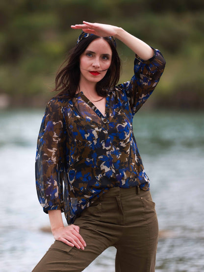 Fließende Bluse mit Blumenprint
