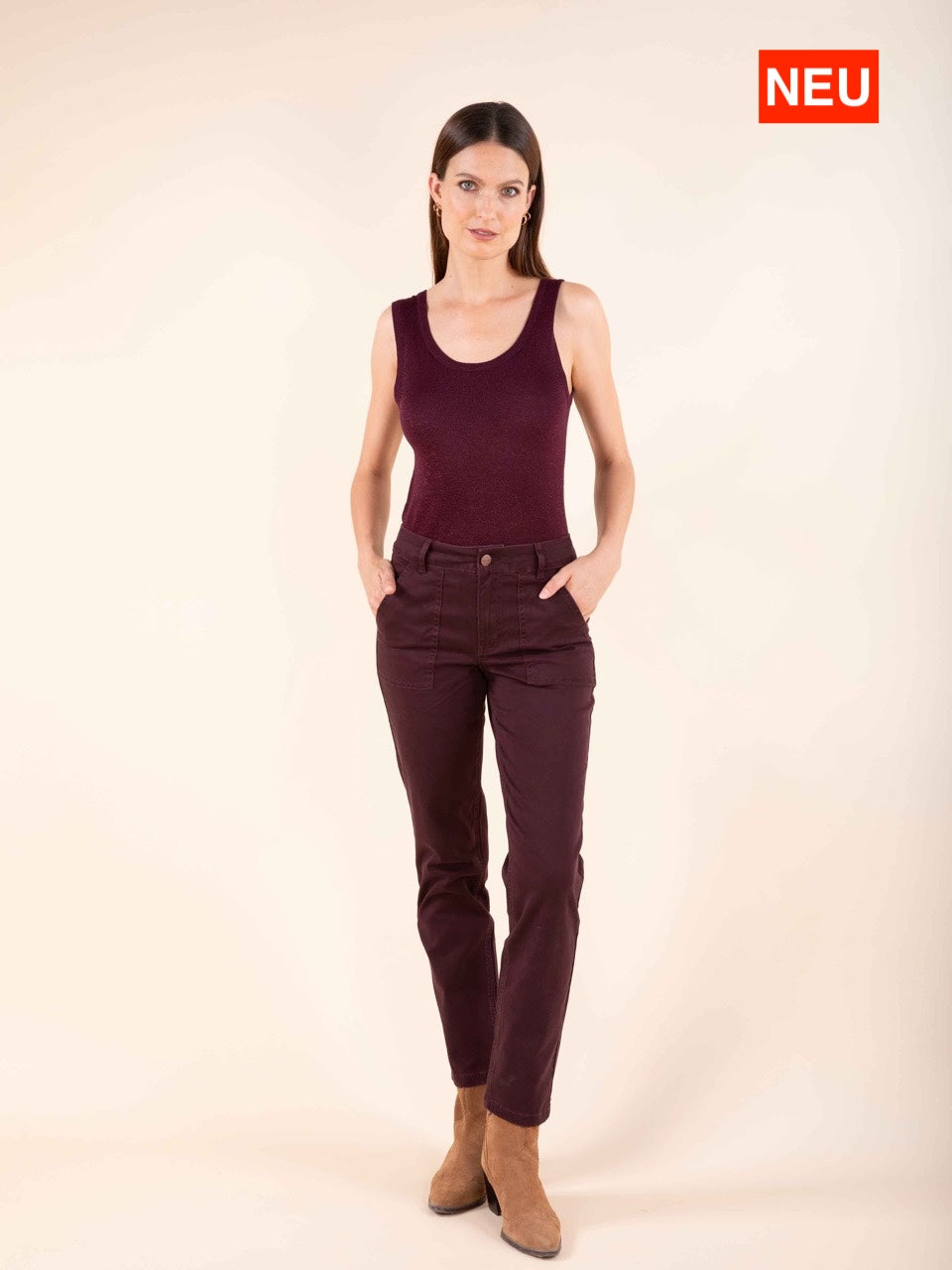 Gerade Hose in Aubergine