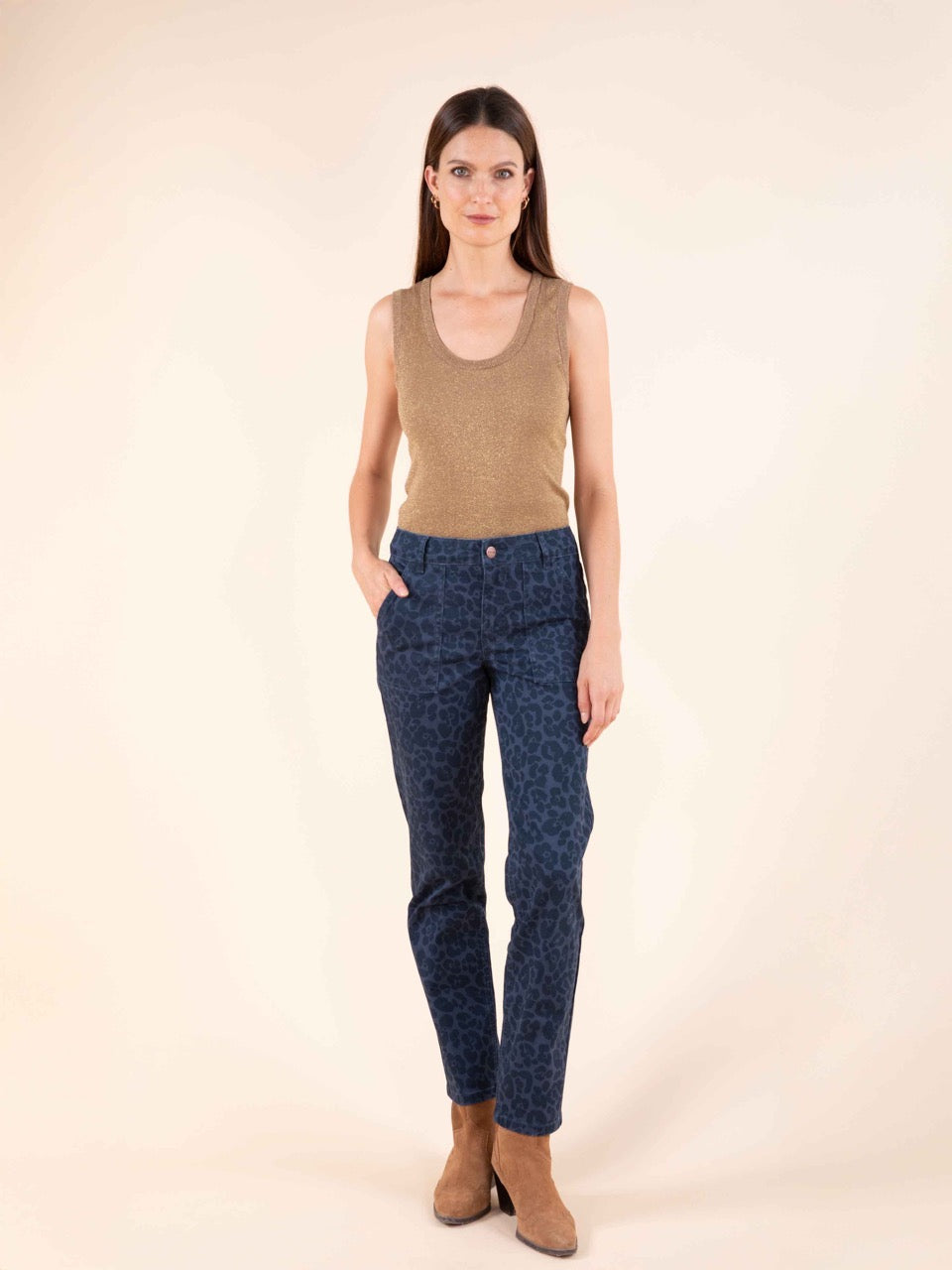 Gerade Hose in Indigo mit Leopardenmuster