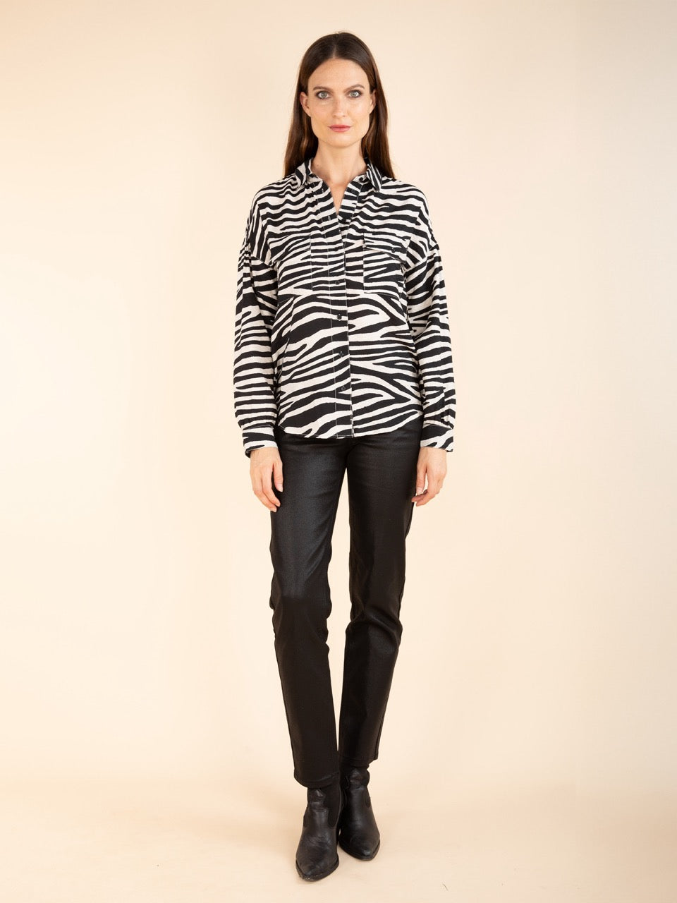 Bluse mit Zebradruck in Schwarz