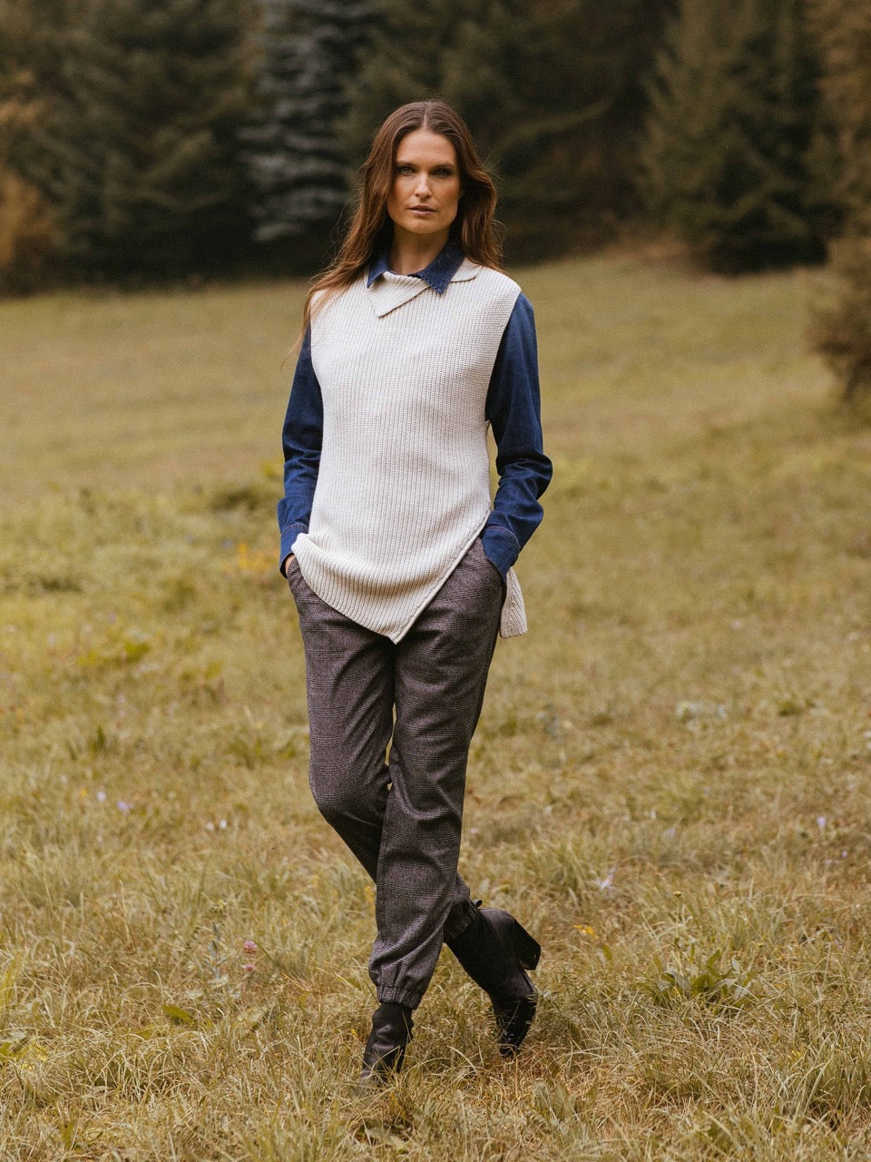 Sportlich-schicke Hose in Grau