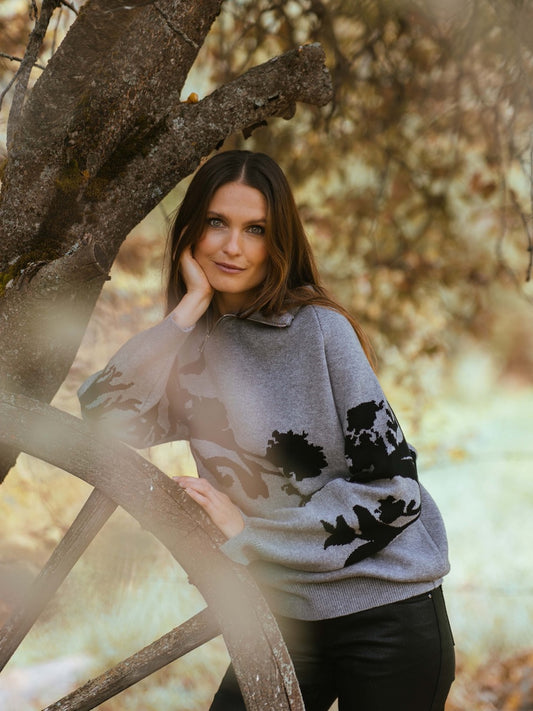 Pullover mit hohem Kragen und Reißverschluss