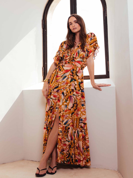 Geschlitztes langes Kleid