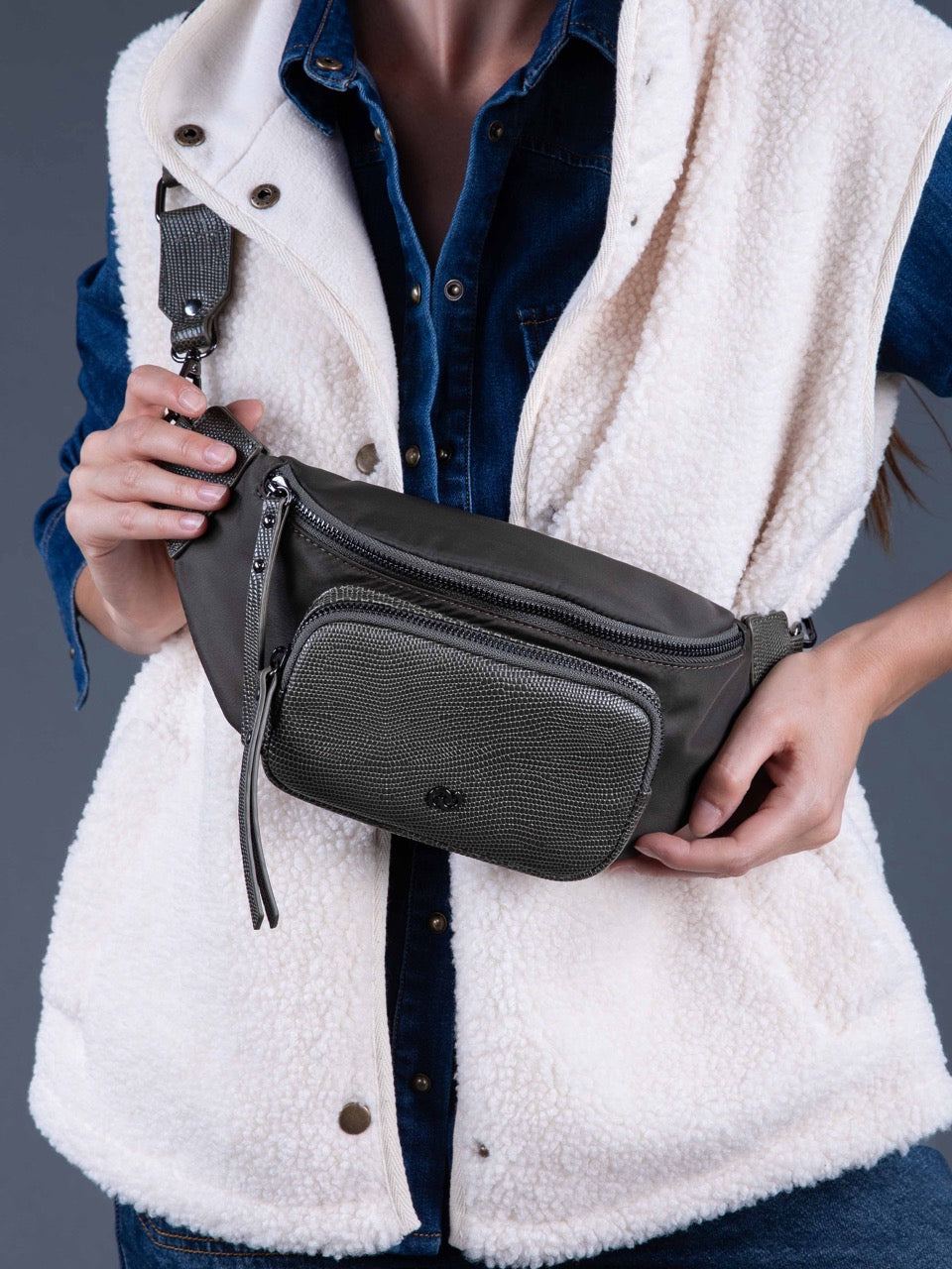 Gürteltasche in Krokodiloptik MARCEL