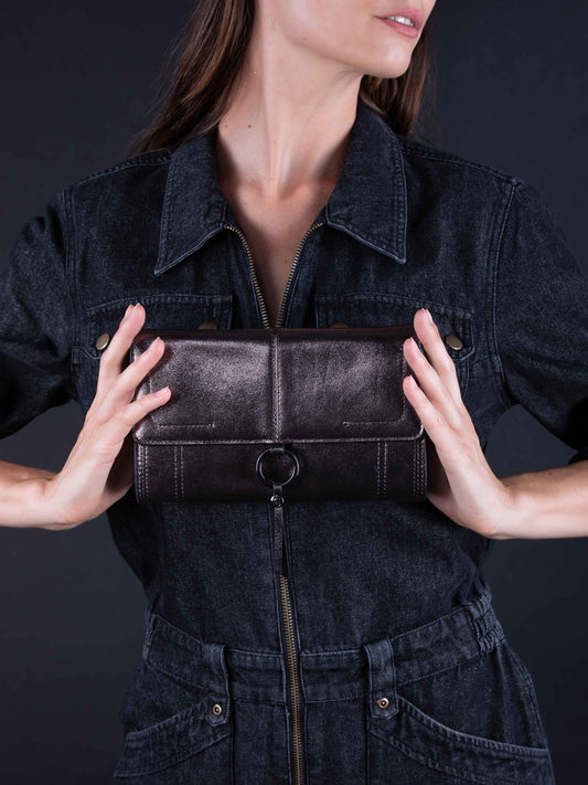 Handtasche mit Metallic-Effekt GABRIEL