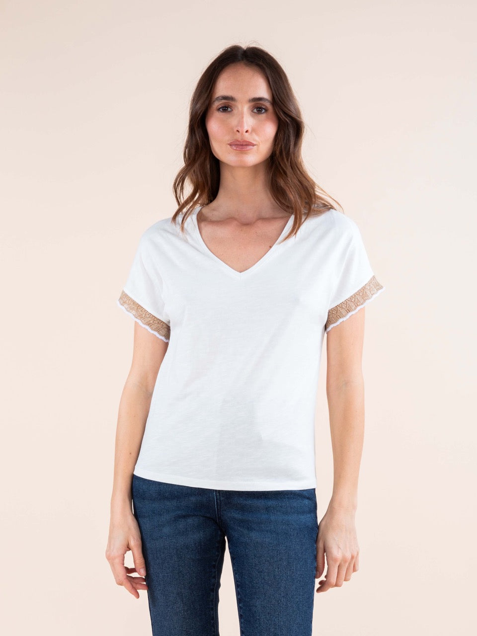 Verziertes T-Shirt in Weiß