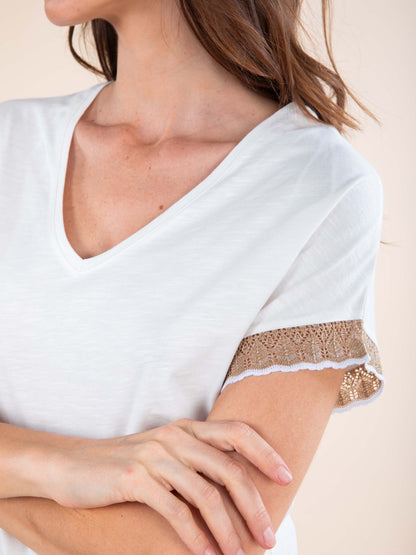 Verziertes T-Shirt in Weiß