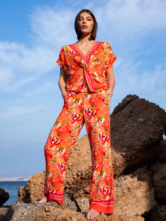 Fließende Hose mit Blumenprint
