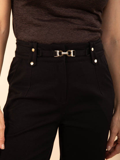 Fließende Hose mit Bundfalten